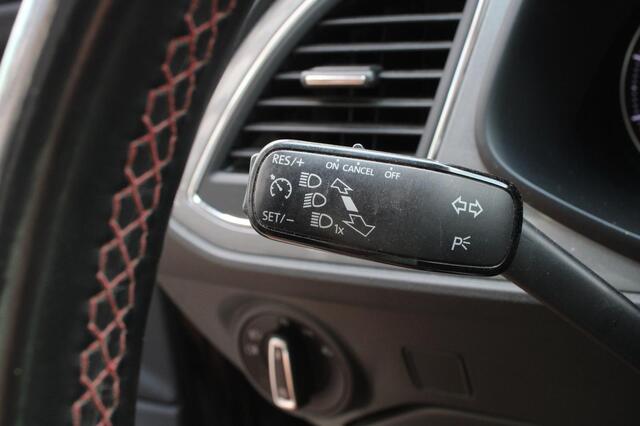 Seat Leon 1.4 EcoTSI FR l Panoramadak l LED l Bluetooth