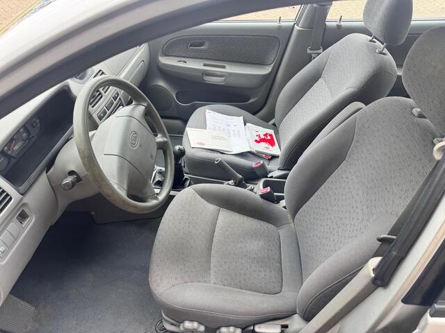 KIA RIO 1.5 LS met let op origineel 100.000 km nap stuurbekrachtiging leuke auto met leuke km stand