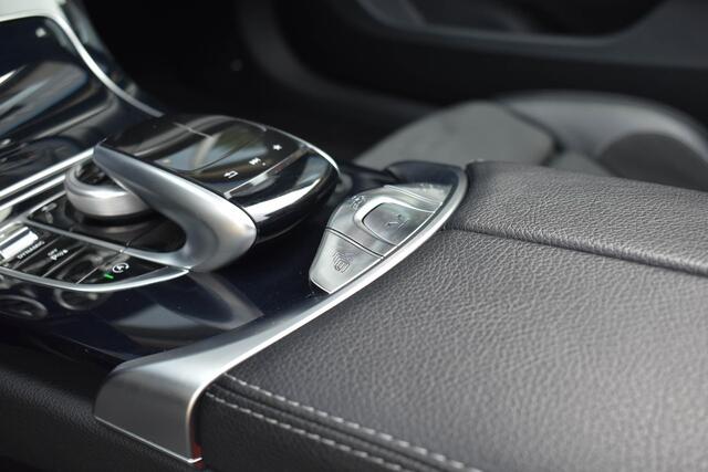 Mercedes-Benz C-Klasse Cabrio 300 AMG VOORDEELDEAL Ambition Airscarf LED Mercedes-Benz C-klasse Cabrio 300 Ambition Aut