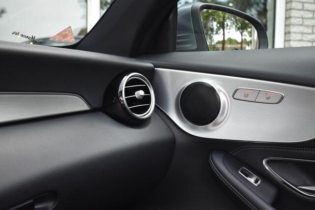 Mercedes-Benz C-Klasse Cabrio 300 AMG VOORDEELDEAL Ambition Airscarf LED Mercedes-Benz C-klasse Cabrio 300 Ambition Aut