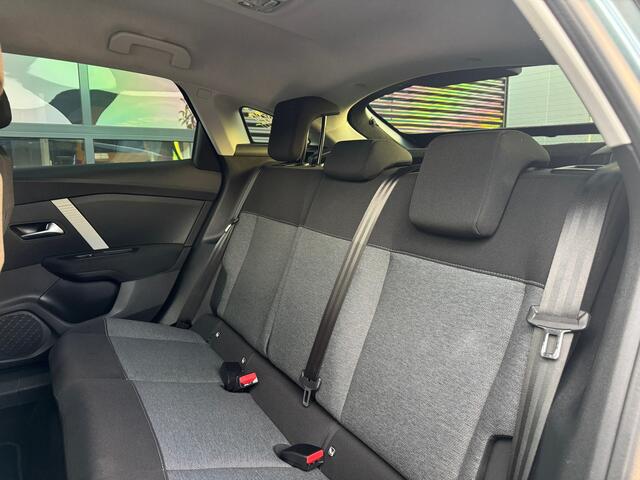 Citroen C4 1.2 Puretech Feel |131 PK | Trekhaak | Navigatie | Achteruitrijcamera | Cruise Control | Climate Control |LED Koplampen