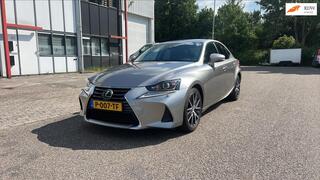 LEXUS IS 300h Hybrid