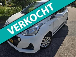 HYUNDAI I 10 1.0i Go! 2017/Navi/Clima/Cruise Control/Bluetooth