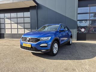 VOLKSWAGEN T-Roc 1.0 TSI Style Business