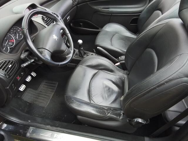 Peugeot 206 CC 2.0-16V AIRCO ECC LMV LEERBEKLEDING ZEER LUX,s
