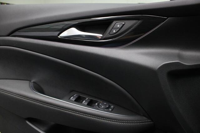 Opel Insignia Gr Sport 1.5 T Business Executive | Automaat | PDC v&a | Luxe AGR Stoelen / Carplay / Keyless Entry