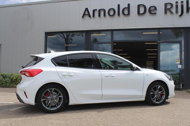 Ford Focus 1.0 EcoBoost Titanium Business AUTOMAAT