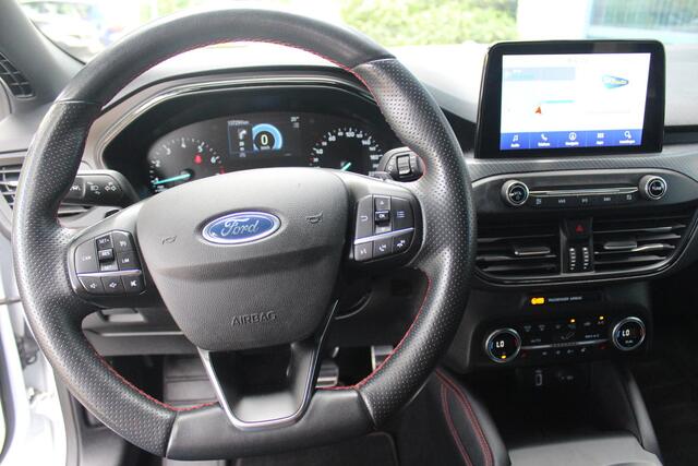 Ford Focus 1.0 EcoBoost Titanium Business AUTOMAAT