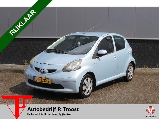 Toyota Aygo 1.0-12V Meeneemprijs /Airco/Toerenteller/Radio-CD speler/Elektrische ramen.