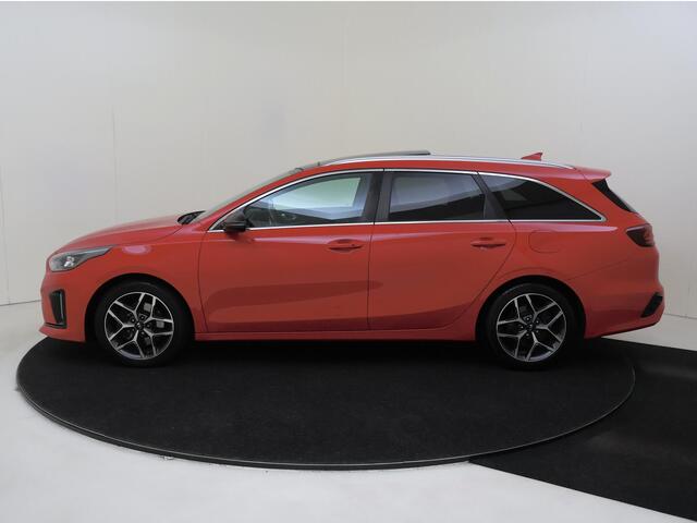 KIA CEE D Ceed Sportswagon 1.0 T-GDi GT-Line 120PK | Schuifdak | Navigatie | Camera | Stoel-stuurverwarming | Trekhaak