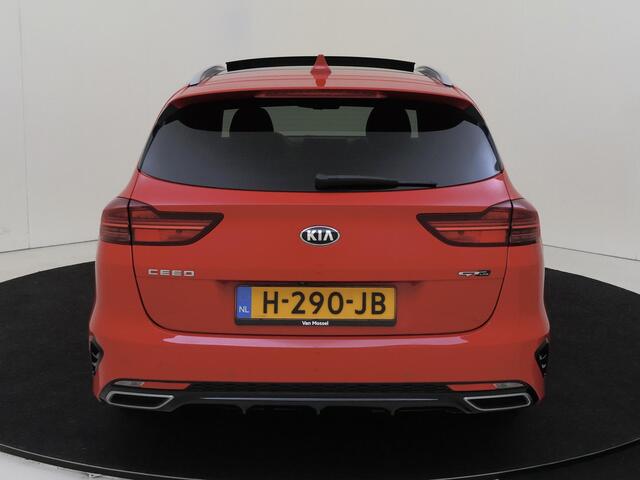 KIA CEE D Ceed Sportswagon 1.0 T-GDi GT-Line 120PK | Schuifdak | Navigatie | Camera | Stoel-stuurverwarming | Trekhaak