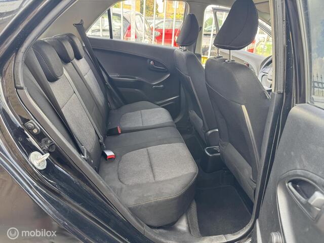 KIA Picanto 1.0 CVVT ComfortLine Airco Export handel Motor heeft bij geluid