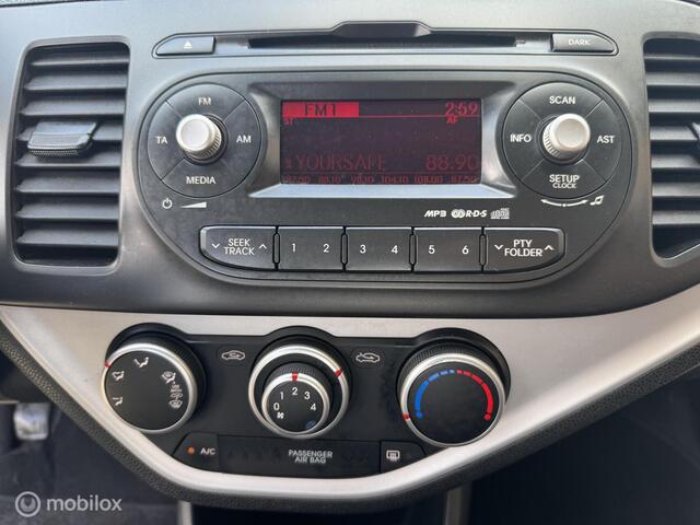 KIA Picanto 1.0 CVVT ComfortLine Airco Export handel Motor heeft bij geluid