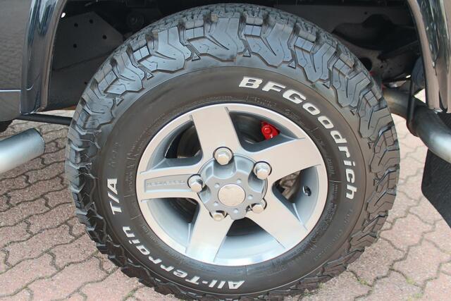 Land Rover Defender 2.4 TD 90 SW SVX 60th Anniversary De Uiver Special incl. Full Opties