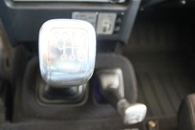 Land Rover Defender 2.4 TD 90 SW SVX 60th Anniversary De Uiver Special incl. Full Opties
