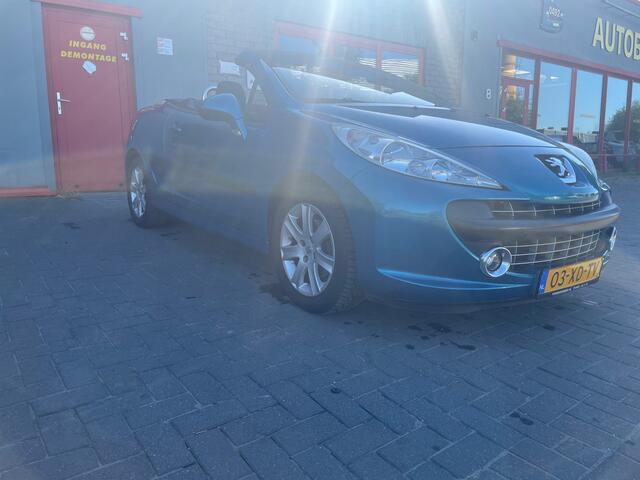 Peugeot 207 CC 1.6 VTi Premi�re