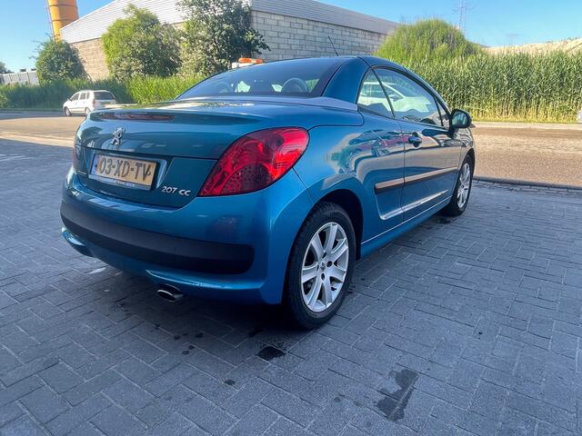 Peugeot 207 CC 1.6 VTi Premi�re