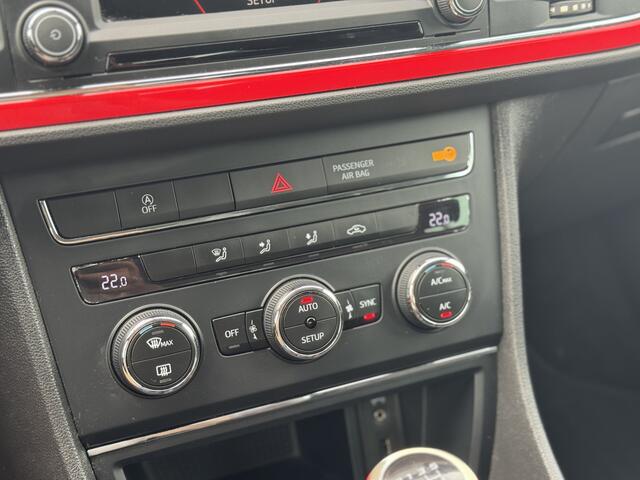 Seat Leon ST 1.0 EcoTSI Style Connect | Apple CarPlay | Navigatie | Climate/Cruise Control | Trekhaak