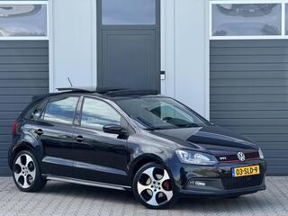 VOLKSWAGEN POLO 1.4 GTI 180PK+ / Pano / Led / Luxe / *NAP*
