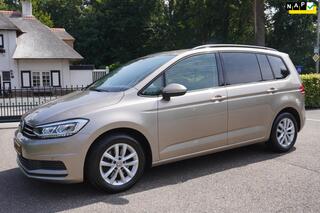 VOLKSWAGEN TOURAN 1.0 TSI Highline Business R 7pers Navi Pdc Lm Velgen