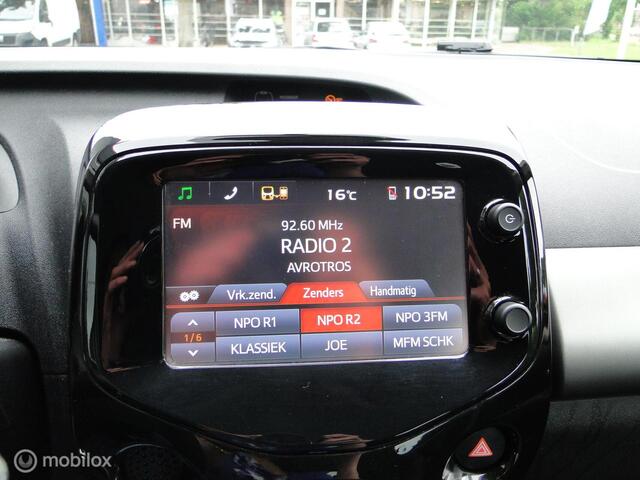 Peugeot 108 1.2 VTi Allure, benzine, schakel, 98.365 km