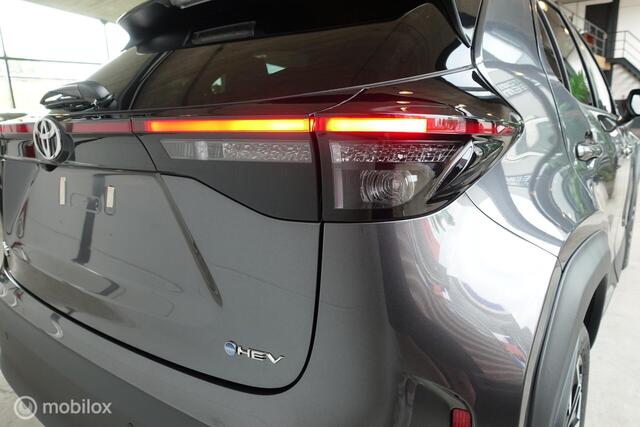 Toyota Yaris Cross HYBRID 130 Dynamic + Comfort Pack - RIJKLAARPRIJS