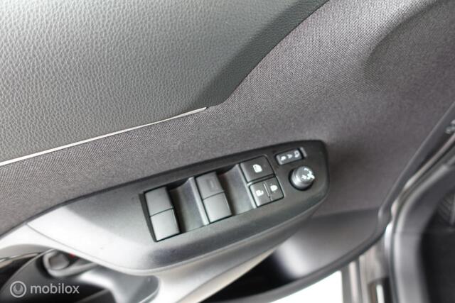 Toyota Yaris Cross HYBRID 130 Dynamic + Comfort Pack - RIJKLAARPRIJS