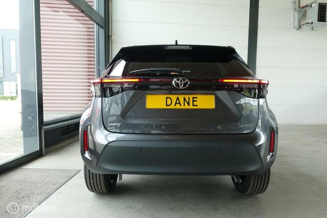 Toyota Yaris Cross HYBRID 130 Dynamic + Comfort Pack - RIJKLAARPRIJS