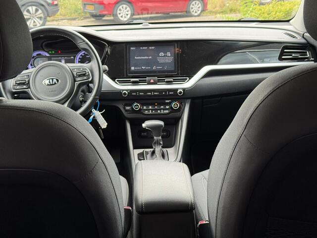 KIA Niro 1.6 GDi Hybrid ComfortLine Cruise control, achteruitrij camera, navigatie Apple CarPlay/Android Auto, automaat, hybride