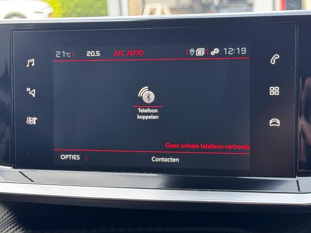 Peugeot 2008 1.2 PT Allure | 130 PK | Trekhaak | Navigatie | NL-Auto | Parkeersensoren | Climate Control |