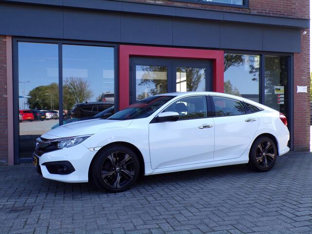 Honda Civic 1.5 i-VTEC Elegance Navi PDC Camera Bomvol