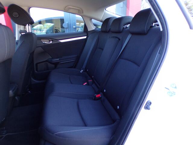 Honda Civic 1.5 i-VTEC Elegance Navi PDC Camera Bomvol