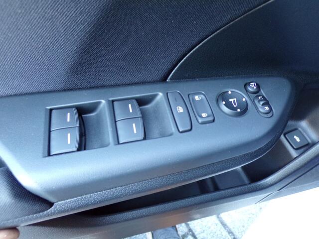 Honda Civic 1.5 i-VTEC Elegance Navi PDC Camera Bomvol