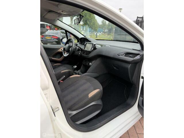 Peugeot 208 1.2 VTi Urban Soul