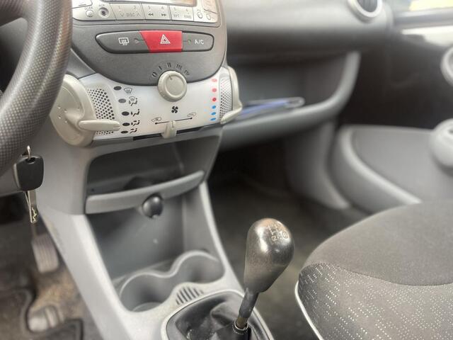 Peugeot 107 1.0 2011 151DKM | NAP | AIRCO | ELEK-PAKKET |