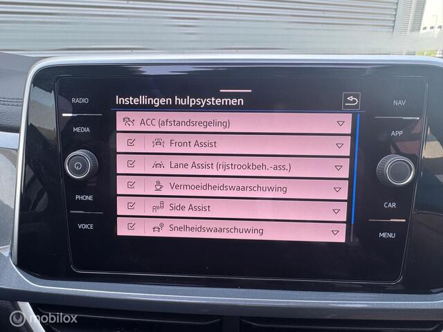 Volkswagen T-ROC 1.5 TSI Life Business