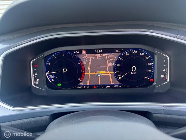Volkswagen T-ROC 1.5 TSI Life Business