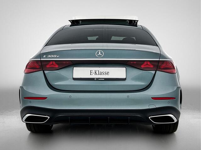 Mercedes-Benz E-Klasse 300 e Sport Edition | Premium pakket | Nightpakket | MBUX Superscreen | Adaptieve Cruise Control | Burmester� 4D surround sound system | 20 i