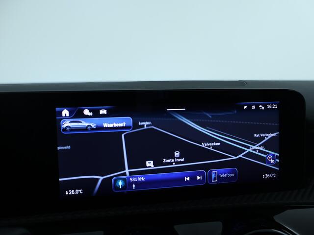 Mercedes-Benz A-Klasse 250 e Star Edition | Trekhaak | Dodehoekassistent | Parkeerpakket met Camera | Stoelverwarming | Inclusief 24 maanden MB Certified garantie v
