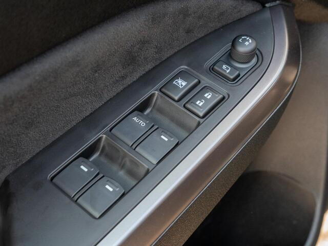 Suzuki Vitara 1.4 Boosterjet Smart Hybrid Style| sunroof| � 1.500,- Korting| Apple Carplay
