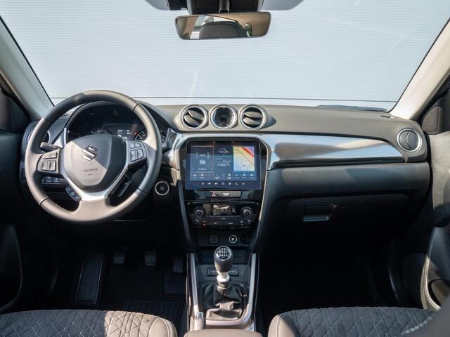 Suzuki Vitara 1.4 Boosterjet Smart Hybrid Style| sunroof| � 1.500,- Korting| Apple Carplay