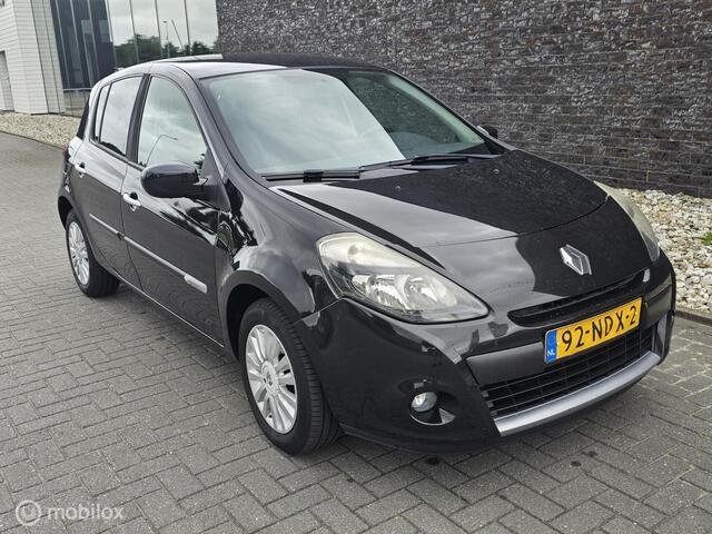 Renault Clio 1.2 S�lection Business - e apk
