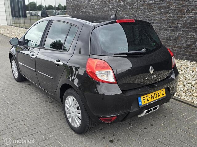 Renault Clio 1.2 S�lection Business - e apk