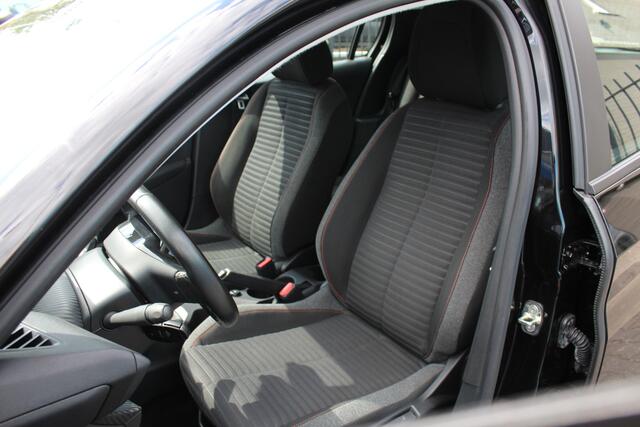 Peugeot 208 1.2 Tech Blue Lease Active Led Navi Lmv Cruise C.