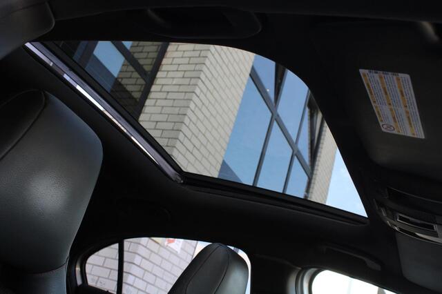 Mercedes-Benz A-Klasse 250 AMG Sport l Panorama l Xenon l LED l Camera l