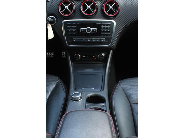 Mercedes-Benz A-Klasse 250 AMG Sport l Panorama l Xenon l LED l Camera l
