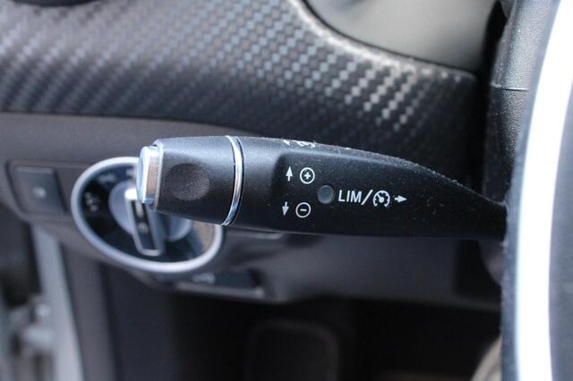 Mercedes-Benz A-Klasse 250 AMG Sport l Panorama l Xenon l LED l Camera l