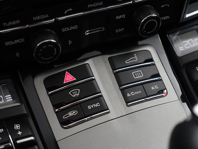 Porsche Panamera 3.0 S E-Hybrid Dealer Onderhouden, Schuifdak, Bose Surround Audio, Camera, Leder Interieur