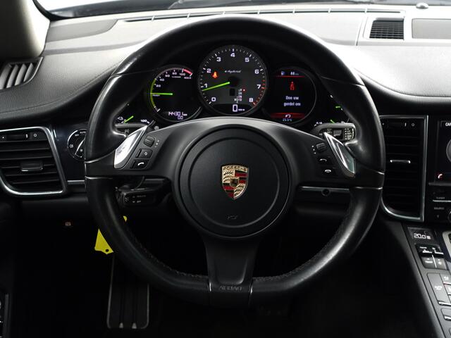 Porsche Panamera 3.0 S E-Hybrid Dealer Onderhouden, Schuifdak, Bose Surround Audio, Camera, Leder Interieur