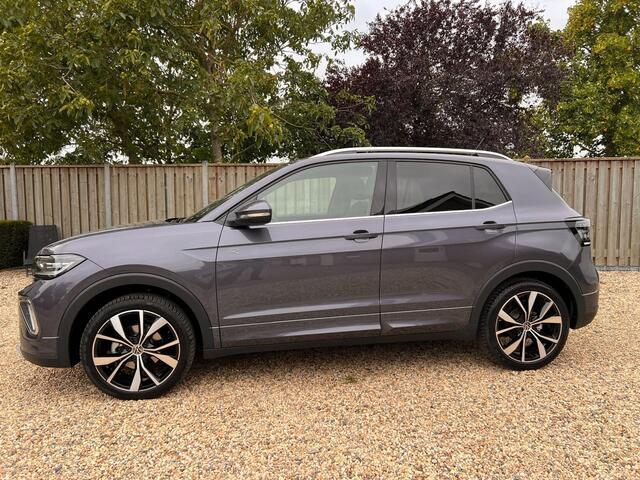 Volkswagen T-Cross 1.5 TSI R-Line Edition Navigatie & Camera & Winterpakket